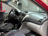 Hyundai Accent-15