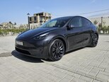 Tesla Model Y-5