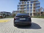 Tesla Model Y-2