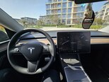 Tesla Model Y-3