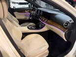 Mercedes E 300-9