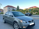 Kia Rio-1