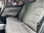Hyundai Elantra-15