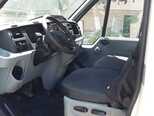 Ford Transit-12