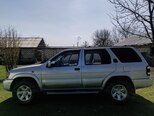 Nissan Pathfinder-10