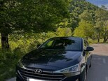 Hyundai Elantra-4