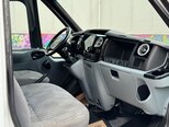 Ford Transit-9