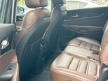 Kia Sorento-9