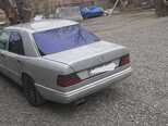 Mercedes 220 E-8