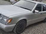 Mercedes 220 E-9