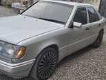 Mercedes 220 E-6