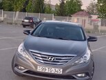 Hyundai Sonata-1