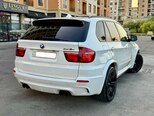 BMW X5 M-8
