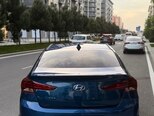 Hyundai Elantra-8