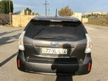 Toyota Prius V-2