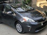 Toyota Prius V-7