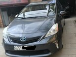 Toyota Prius V-9