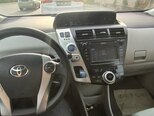 Toyota Prius V-10