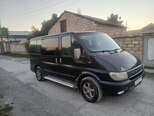 Ford Transit-13