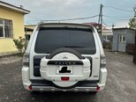 Mitsubishi Pajero-2