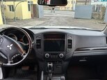 Mitsubishi Pajero-5