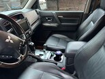 Mitsubishi Pajero-6