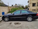 Mercedes E 270-3