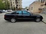 Mercedes E 270-4