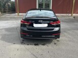 Hyundai Elantra-2