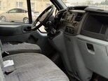 Ford Transit-7