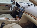 Mercedes E 300-9