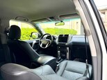 Toyota Land Cruiser Prado-11