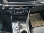 Hyundai Sonata-19