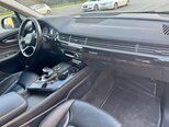 Audi Q7-7