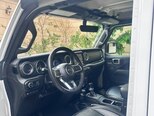 Jeep Wrangler-11