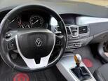 Renault Laguna-10