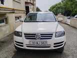 Volkswagen Touareg-1