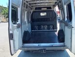 Ford Transit-6