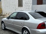 Opel Vectra-3