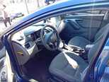 Hyundai Elantra-9
