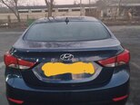 Hyundai Elantra-2