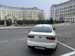 Kia Rio-10