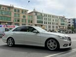 Mercedes E 300-5
