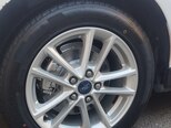 Ford Focus-16