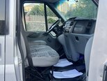 Ford Transit-10