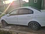 Hyundai Accent-3