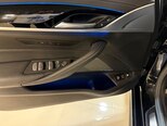 BMW 530e-11