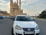 Volkswagen Jetta-1