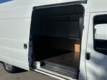 Ford Transit-8
