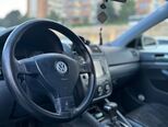 Volkswagen Jetta-8
